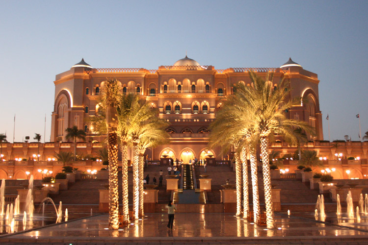 Villa for sale on Jumeirah Beach in Dubai